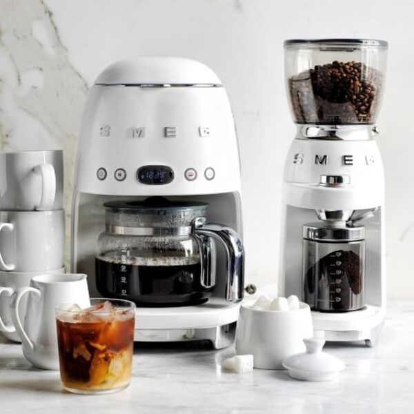 Drip Coffee Maker - một trong các loại máy pha cà phê